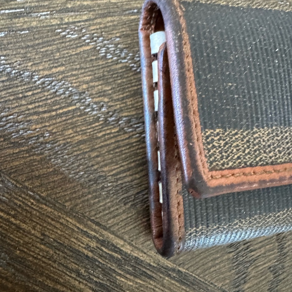 Fendi Black and Brown key holder - Picture 6 of 9